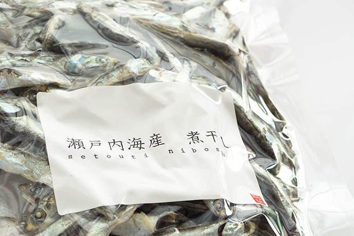 瀬戸内海産煮干し | だし素材の専門店 豊中松前昆布本舗 瀬戸内海産煮干し | だし素材の専門店 豊中松前昆布本舗